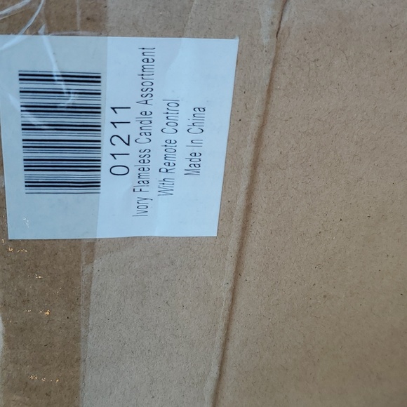 Remote control candles New Home Interiors 4" & 6" tall by 3" round Ivory - Picture 7 of 10